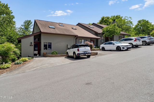 149 Aston Place 149, Kingsport, TN 37660
