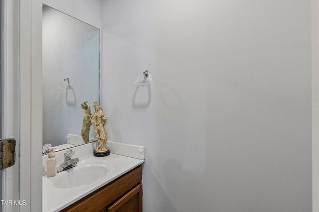 149 Aston Place 149, Kingsport, TN 37660