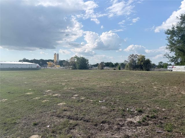 5881 SW 25TH STREET, Ocala, FL 34474