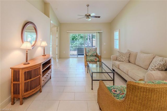 3510 AVION WOODS CT 104, Naples, FL 34104
