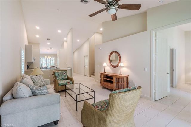 3510 AVION WOODS CT 104, Naples, FL 34104