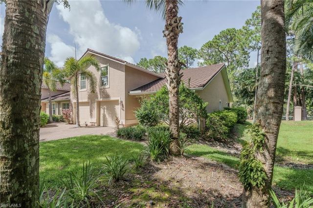 3510 AVION WOODS CT 104, Naples, FL 34104