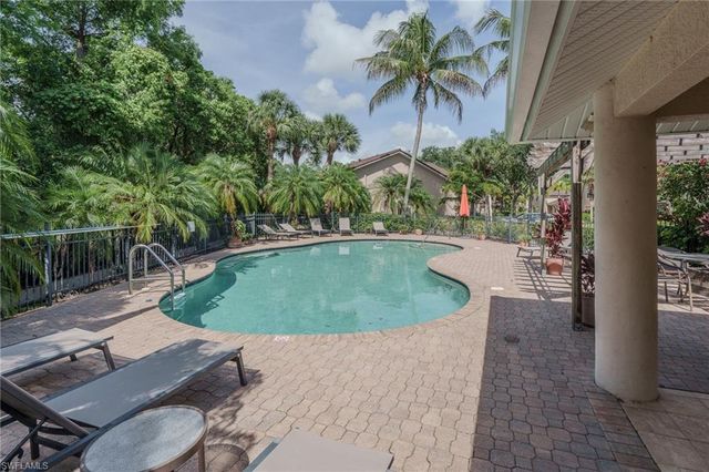 3510 AVION WOODS CT 104, Naples, FL 34104