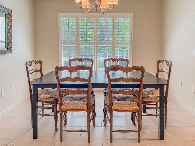 3510 AVION WOODS CT 104, Naples, FL 34104