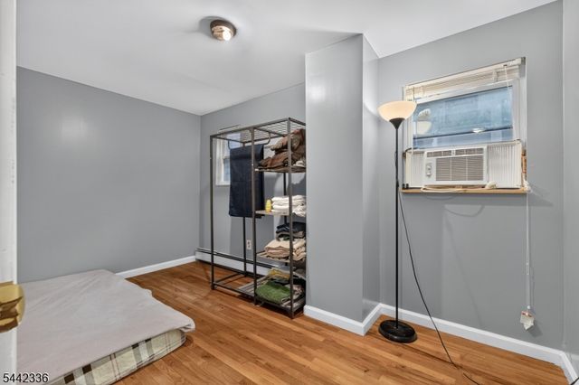 255 S 18Th St, Newark City, NJ 07103