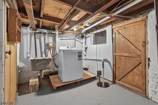 255 S 18Th St, Newark City, NJ 07103