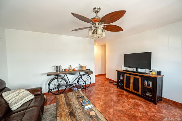 310 Riverside Boulevard 3i, Long Beach, NY 11561