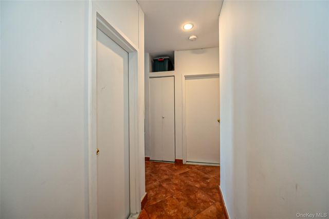 310 Riverside Boulevard 3i, Long Beach, NY 11561