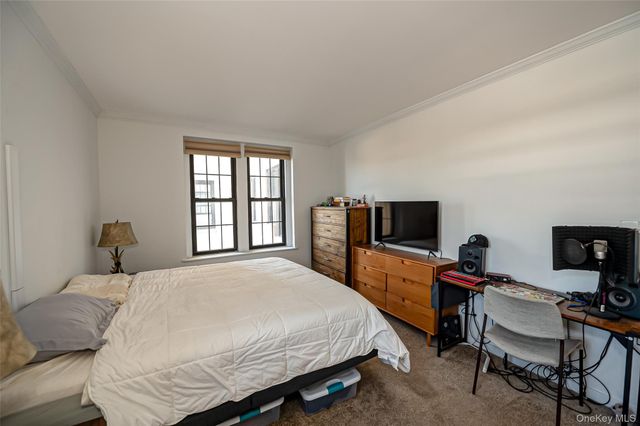 310 Riverside Boulevard 3i, Long Beach, NY 11561
