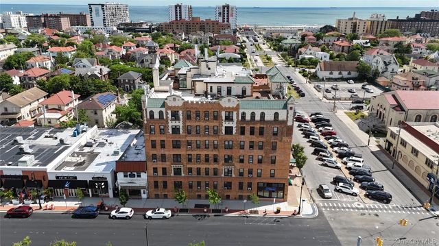 310 Riverside Boulevard 3i, Long Beach, NY 11561