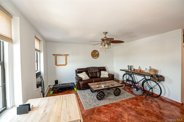 310 Riverside Boulevard 3i, Long Beach, NY 11561