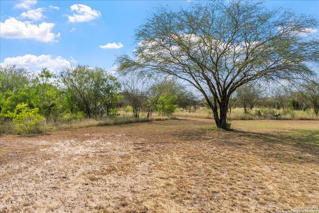 226 Private Rd 3251, Alice, TX 78332