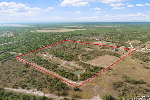 226 Private Rd 3251, Alice, TX 78332