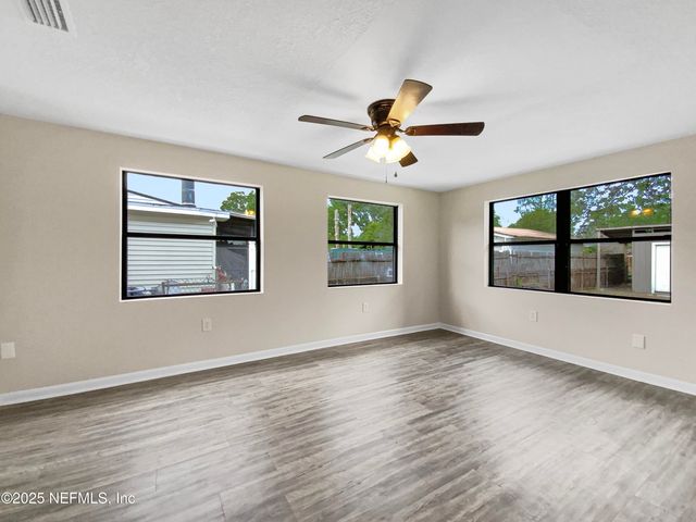 2511 GAILLARDIA Road, Jacksonville, FL 32211