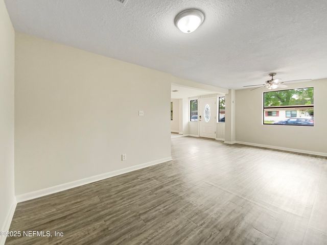 2511 GAILLARDIA Road, Jacksonville, FL 32211