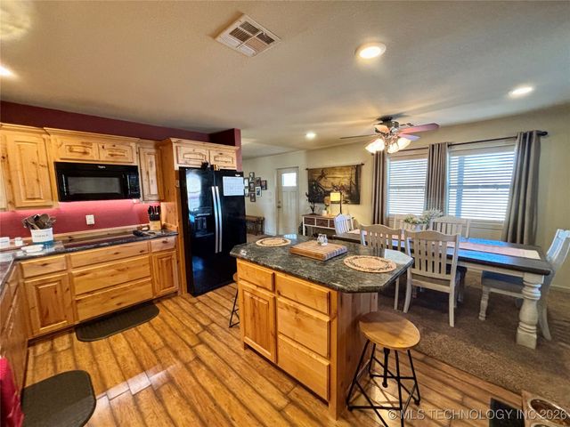 20012 Bald Hill Road, Morris, OK 74445