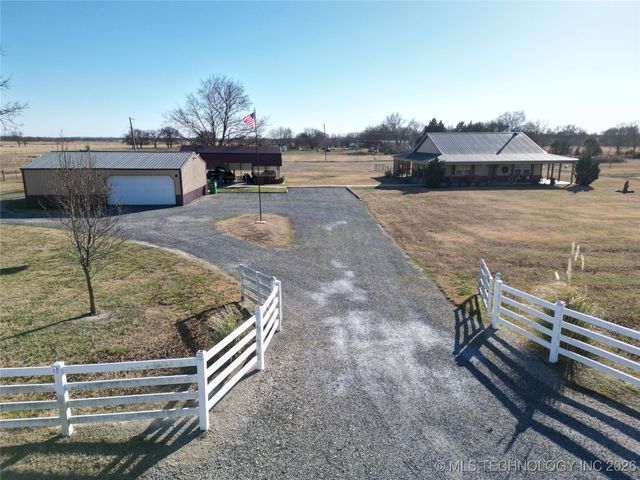 20012 Bald Hill Road, Morris, OK 74445