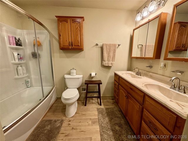 20012 Bald Hill Road, Morris, OK 74445