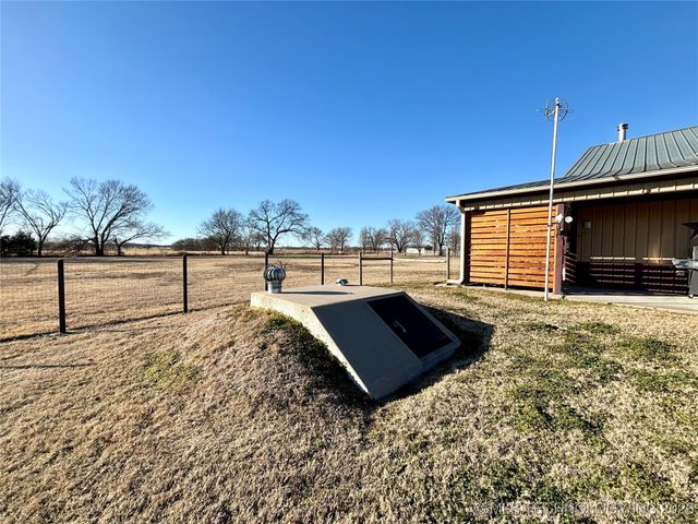 20012 Bald Hill Road, Morris, OK 74445