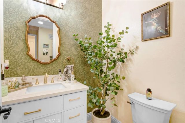 33921 Lake Breeze Drive, Yucaipa, CA 92399