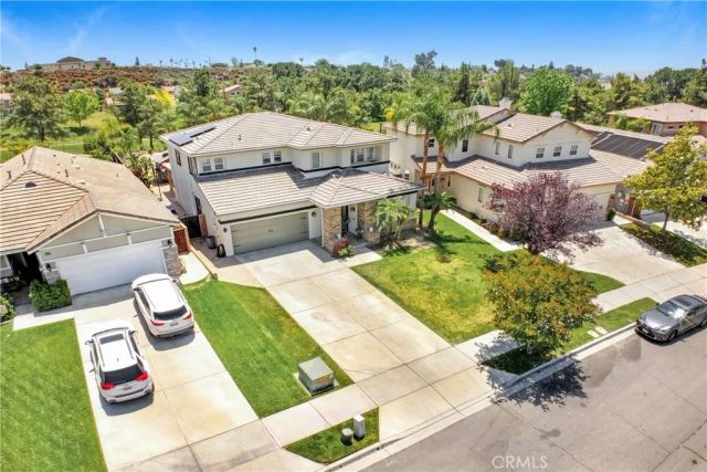 33921 Lake Breeze Drive, Yucaipa, CA 92399