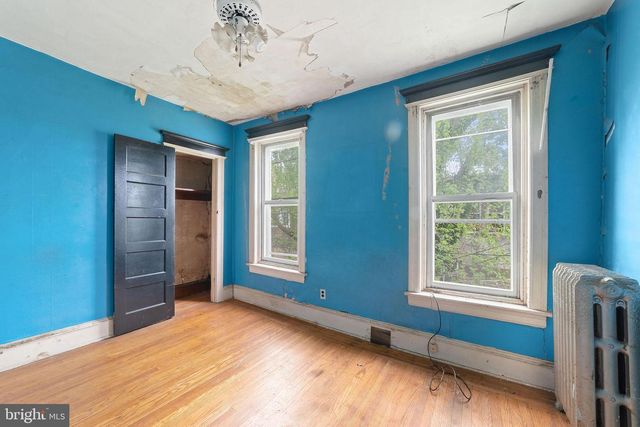 1156 LANGHAM AVE, Camden, NJ 08103