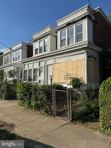 1156 LANGHAM AVE, Camden, NJ 08103