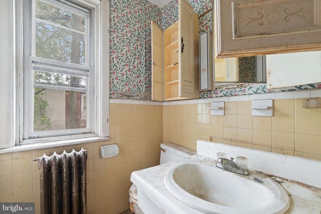 1156 LANGHAM AVE, Camden, NJ 08103