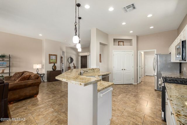 5271 W Sunrise Canyon Place, Marana, AZ 85658