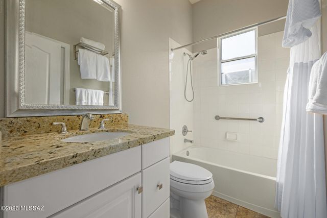 5271 W Sunrise Canyon Place, Marana, AZ 85658