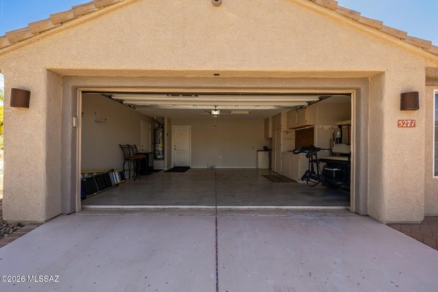5271 W Sunrise Canyon Place, Marana, AZ 85658