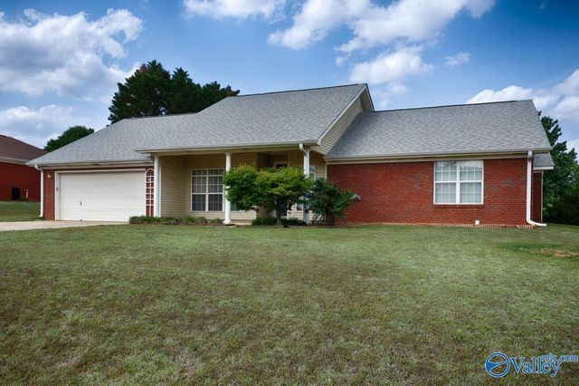 135 Crossing Blvd, Meridianville, AL 35759