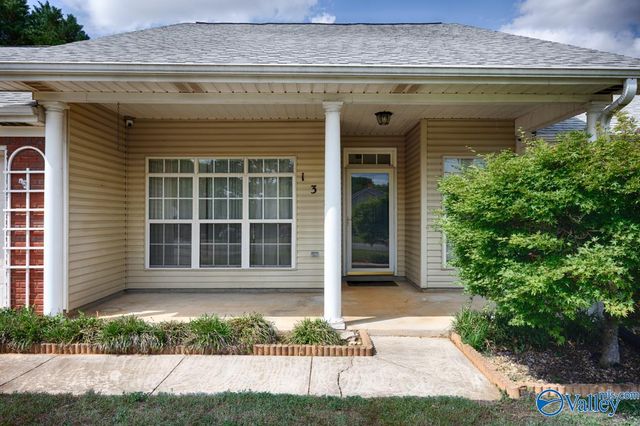 135 Crossing Blvd, Meridianville, AL 35759