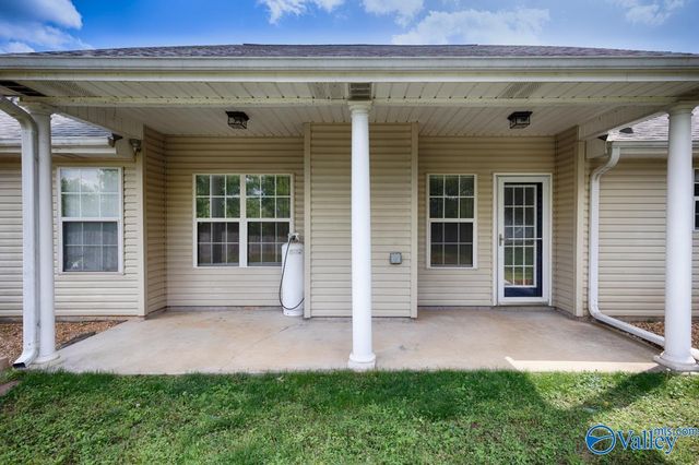 135 Crossing Blvd, Meridianville, AL 35759