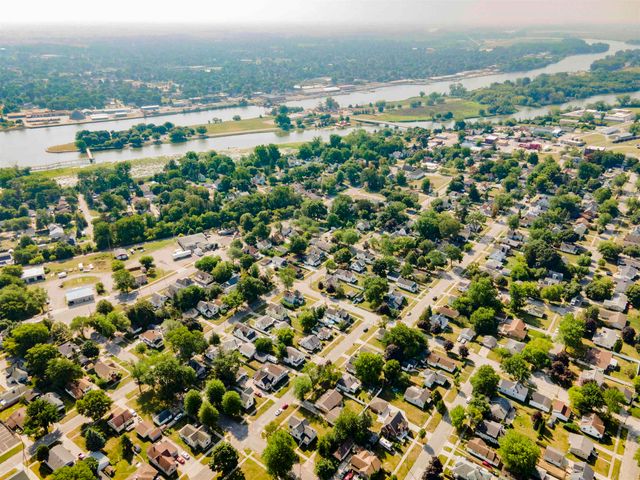 1400 S Chilson Street, Bay City, MI 48706