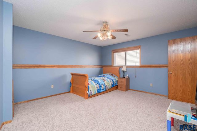 4620 E Hanna Cir Circle, Sioux Falls, SD 57110