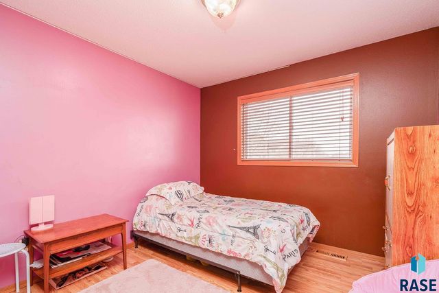 4620 E Hanna Cir Circle, Sioux Falls, SD 57110