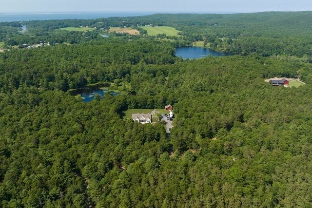 112 Bump Rock Rd, Plymouth, MA 02360