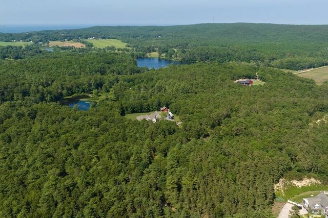 112 Bump Rock Rd, Plymouth, MA 02360