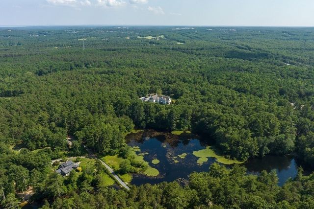 112 Bump Rock Rd, Plymouth, MA 02360