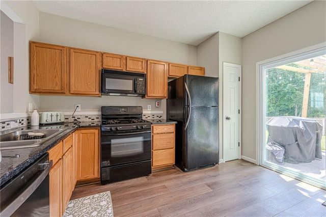 1666 Woodsford Road NW, Kennesaw, GA 30152