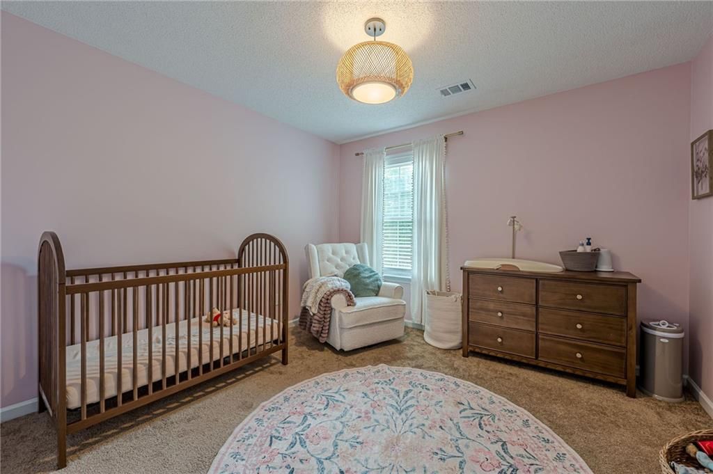 Image 18 of property listing at 1666 Woodsford Road NW, Kennesaw, GA 30152