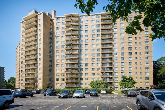 7033 N Kedzie Avenue 1706, Chicago, IL 60645