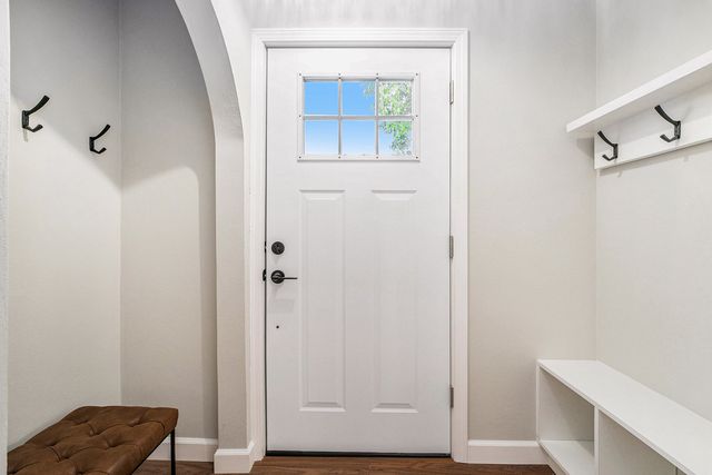 18122 Wentworth Avenue, Lansing, IL 60438