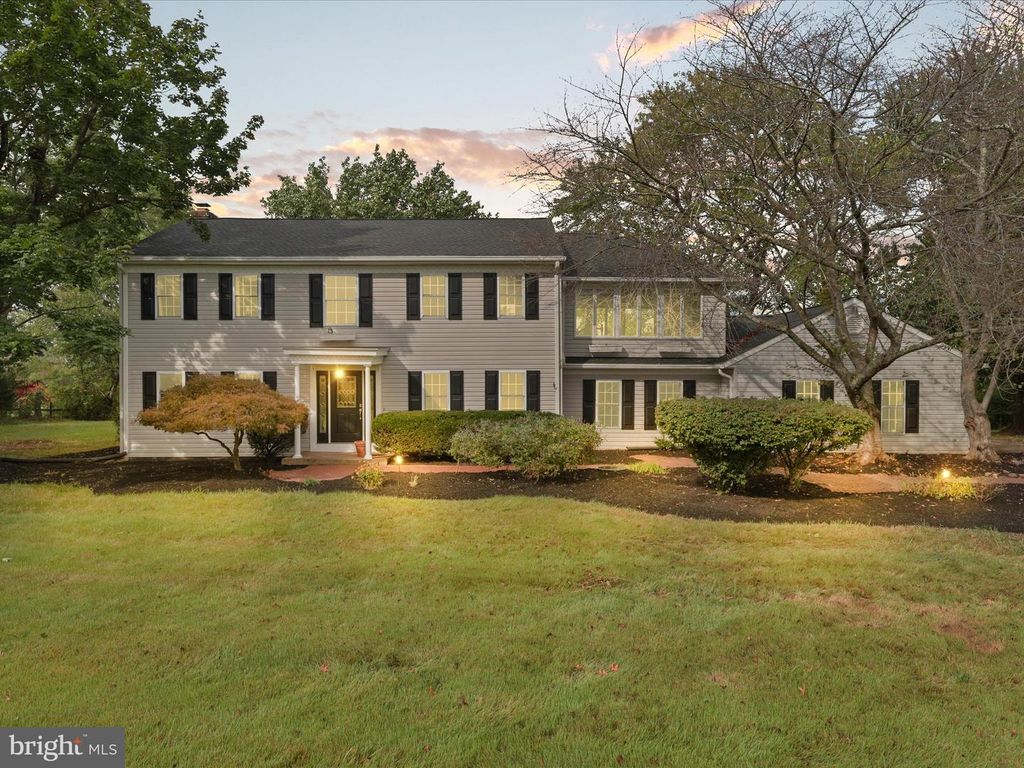 12010 VALLEY VIEW DR, Nokesville, VA 20181