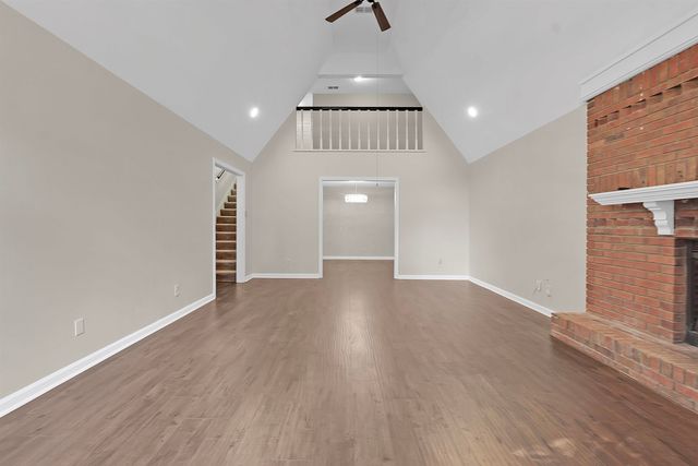 8193 WALNUT CREEK RD, Memphis, TN 38018