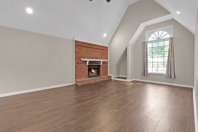 8193 WALNUT CREEK RD, Memphis, TN 38018