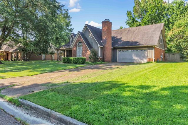 8193 WALNUT CREEK RD, Memphis, TN 38018