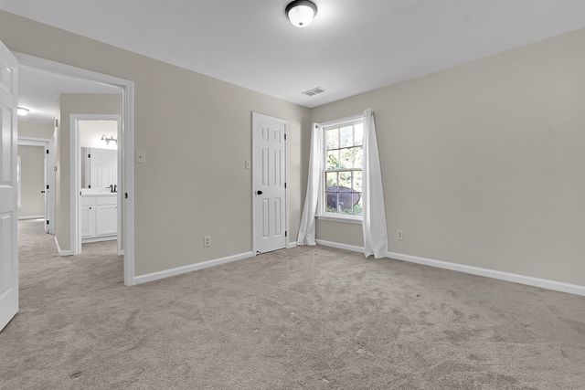 8193 WALNUT CREEK RD, Memphis, TN 38018