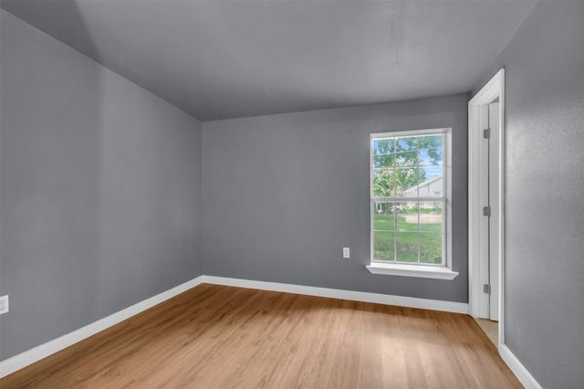 918 Garden Drive, Garland, TX 75040